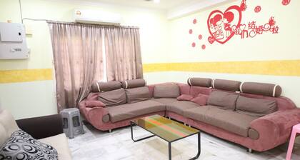 OYO Homes 90575 C.k Bahau Homestay