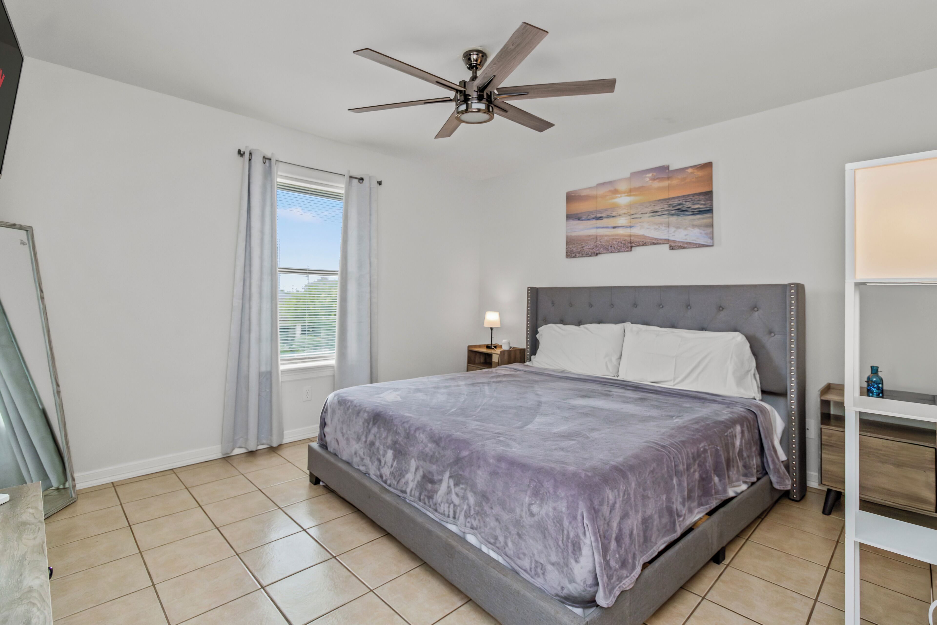 3 bedrooms, iron/ironing board, free WiFi, bed sheets