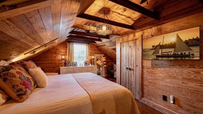 3 camere, una scrivania, ferro/asse da stiro, Wi-Fi gratuito