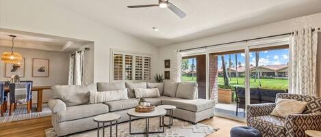 Smart TV, fireplace, books, offices