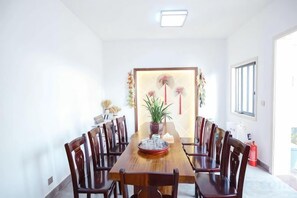 Dining - Yuyun Hostel (Tiantai County)