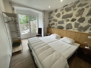 3 bedrooms, free WiFi