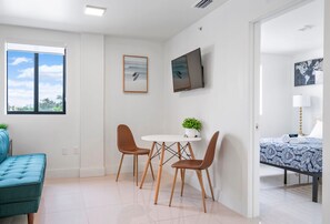 Apartment | Dining room