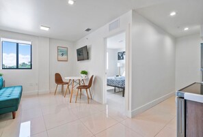 Apartment | Living area | 40-inch Smart TV with digital channels, TV