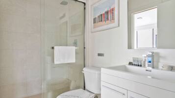 Apartment | Private kitchen | Coffee/tea maker