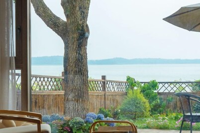 Dragon Bay Peninsula Resort Liangzi Lake Wuhan