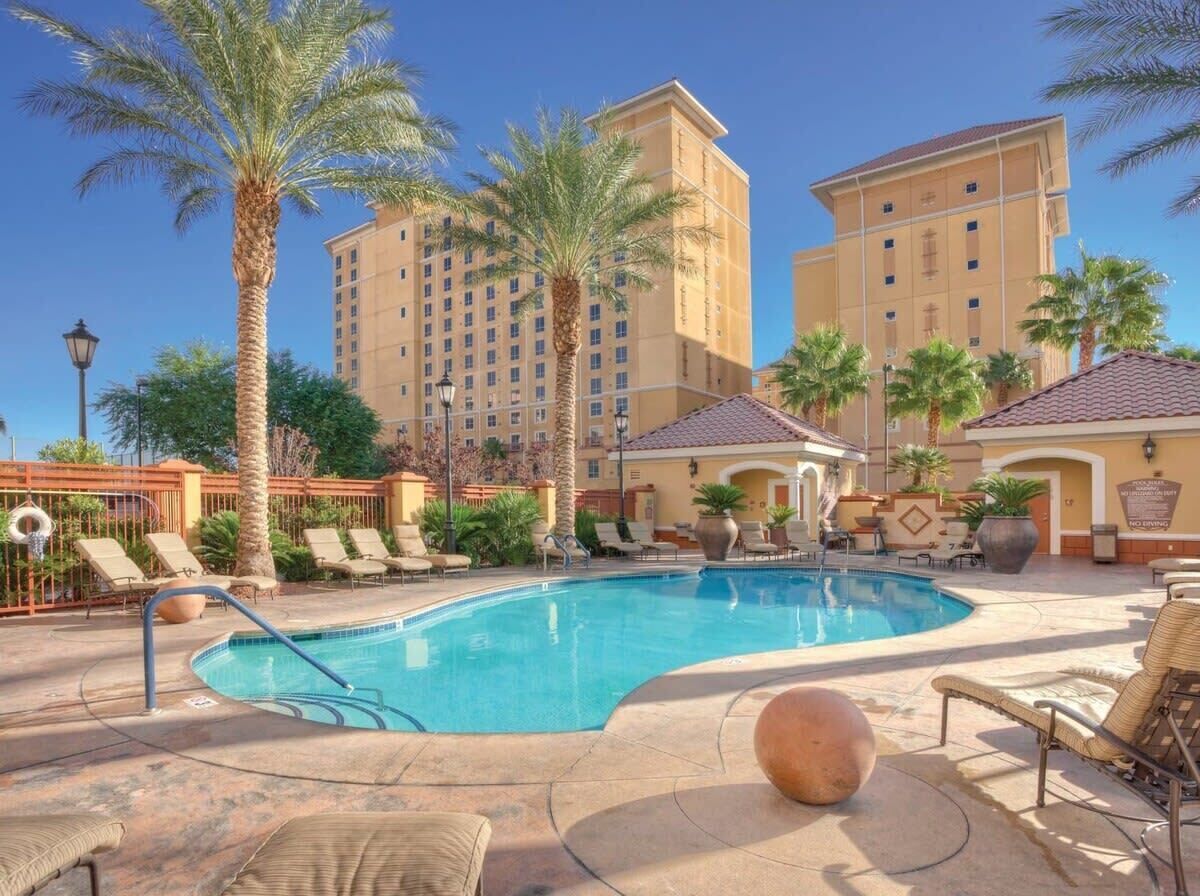 Luxurious 1BR Suite at Wyndham Grand Desert