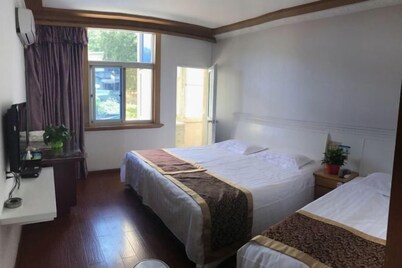 Zhoushan Tahua Xiaozhuang Impression Hotel