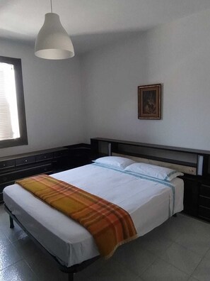 3 habitaciones, wifi gratis y ropa de cama 