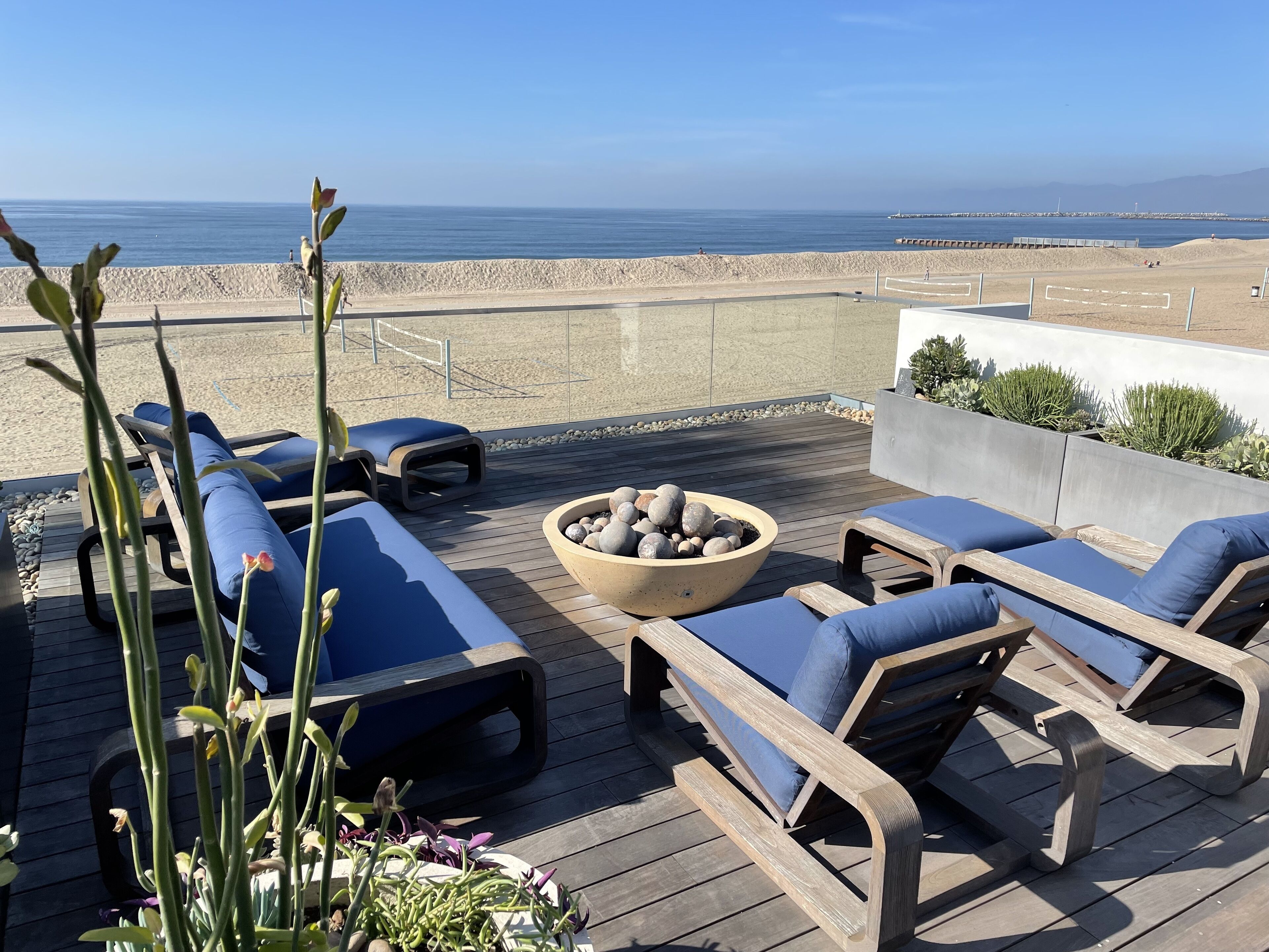 New Modern Beach Front Home With Gorgeous Roof Top Deck!!
