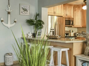Private kitchen - *Personal Private Resort* W/ Kayaks, Bikes, Pool, Hot Tub, Volleyball & Tiki Bar (Marathon)