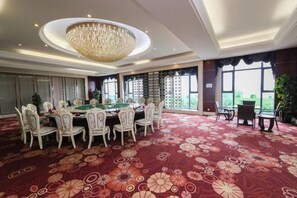 Restaurant - Dongjiang Holiday Hotel (Danyang)