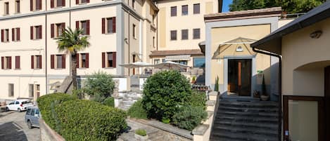 Fachada da propriedade