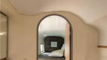 4 間睡房