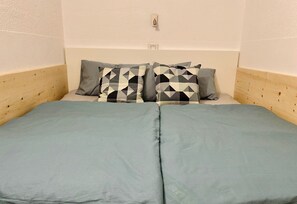 1 chambre, fer et planche Ă repasser, lit parapluie, Wi-Fi gratuit