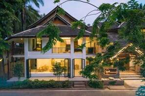 Exterior - Lucky Clover Hotel (Jinghong)