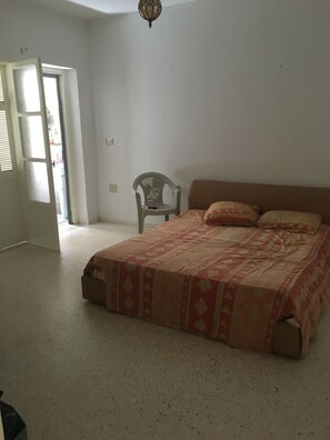 1 chambre, Wi-Fi gratuit, draps fournis