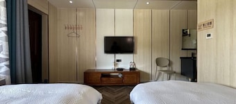 Burqin Kanas Butterfly Villa
