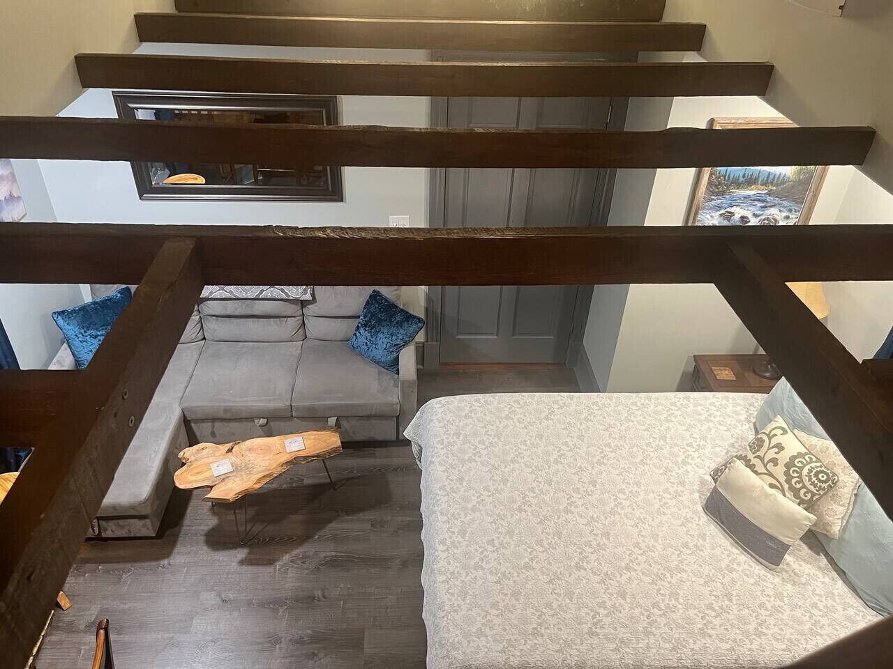 Iron/ironing board, travel crib, WiFi, bed sheets