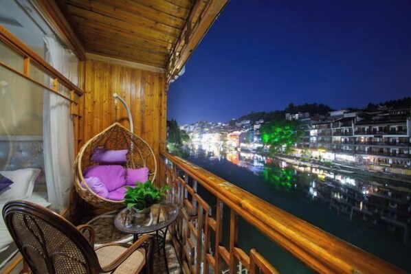 Room - Riverside Riverview Inn (Fenghuang County)