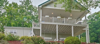 Charming Hanoverton Cottage on Guilford Lake!