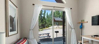 Kintla at 406 Glacier Cabins