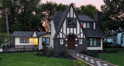 Enjoy the ambiance of Poplar Cottage at Grand Park!