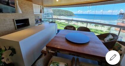 Riviera on the sand overlooking the sea 3 bedrooms (+1 service suite) + Tennis court