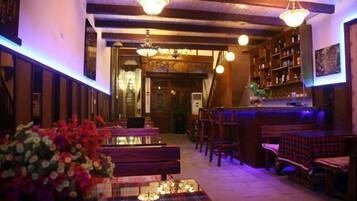 Bar (in der Unterkunft)