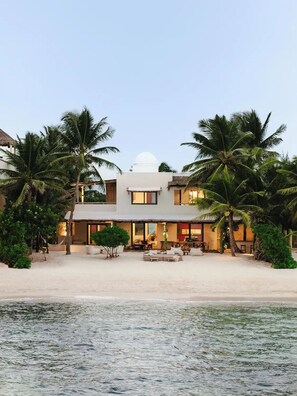 Exterior - Villa Blanca, Tulum – Beachfront • Chef Included (Tulum)