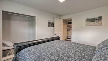 3 Schlafzimmer, Bügeleisen/Bügelbrett, Reisekinderbett