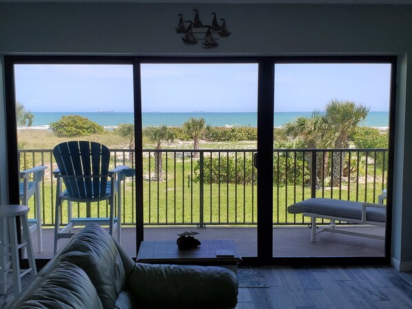 Interior - Stunning Direct Oceanfront Condo Oasis - Watch Rocket Launches (Cocoa Beach)