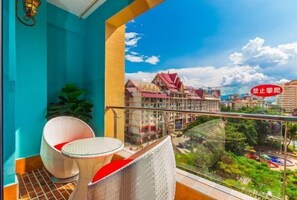 Property grounds - Kezhilian Theme Hotel (Jinghong)