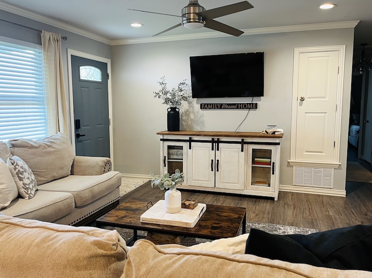Adversity Home - Open Concept, With Pacman Machine. Close To I-40 Airport - Amarillo, TX