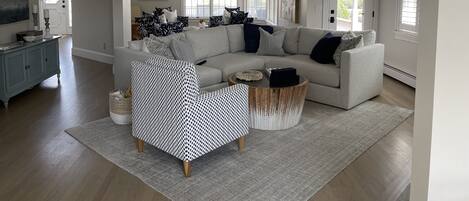 Smart TV, computer monitors, printers