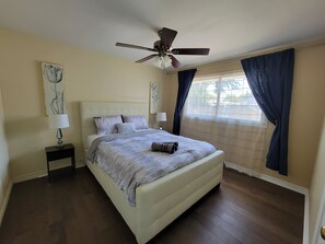 6 chambres, bureau, accĂšs au Wi-Fi (inclus), literie fournie