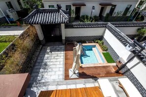 Cribs/infant beds - Kunlong Hot Spring Hotel (Yantai)