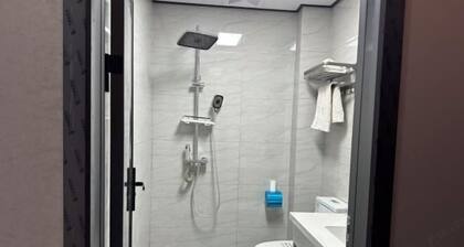 Holiday Weekend Hotel