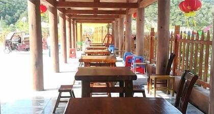 Baotianman Shanshui Inn