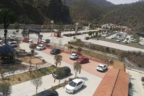 Property grounds - Baotianman Shanshui Inn (Neixiang)