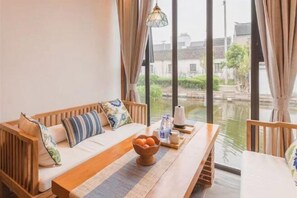 Room - Shuishangju Japanese Landscape Inn Suzhou Tongli (Suzhou)