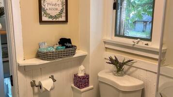 Dusche, Handtücher, Seife, Shampoo