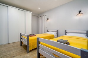 2 bedrooms, free WiFi, bed sheets