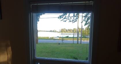 Spacious side-split directly facing lake, Wellington Beach, Prince Edward County