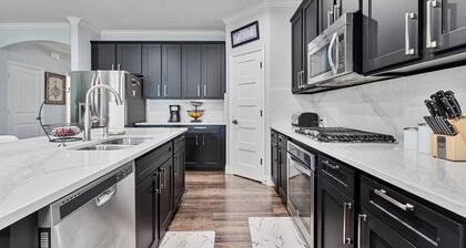 Cozy 4 bedroom 3.5 bath home located in the heart of Little Elm.