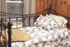 2 chambres, bureau, fer et planche à repasser, Wi-Fi gratuit