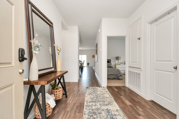 4 habitaciones, escritorio, tabla de planchar con plancha y wifi gratis