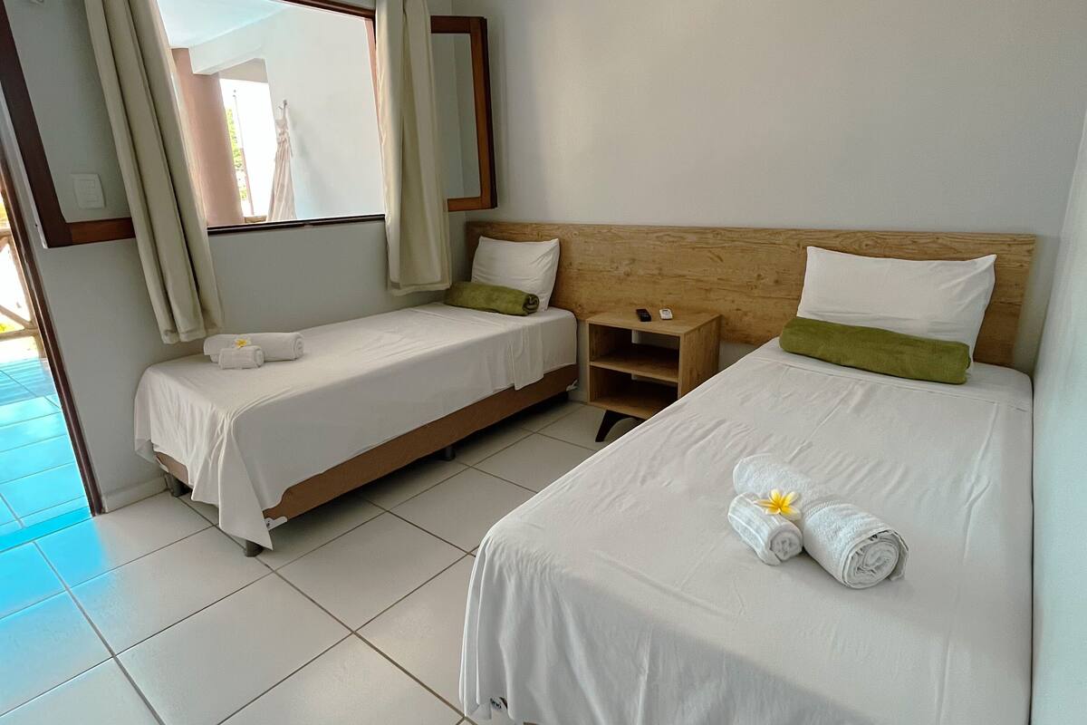 Free WiFi, bed sheets