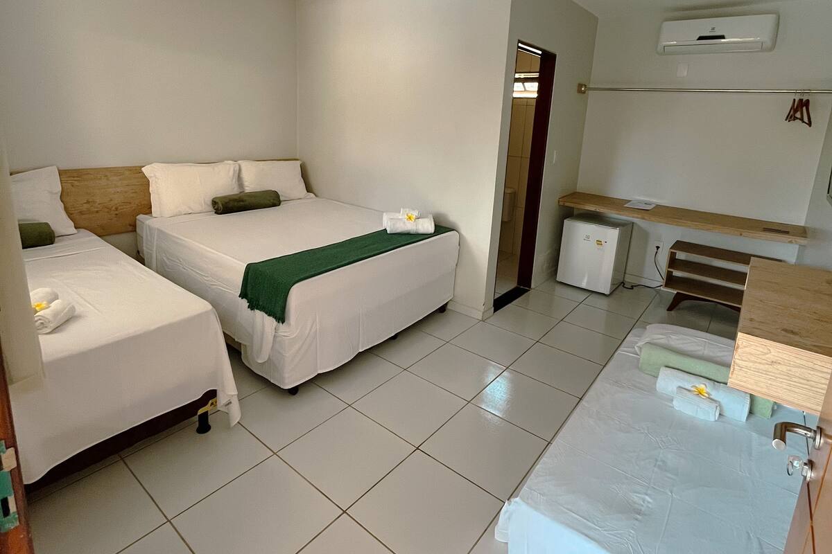 Free WiFi, bed sheets