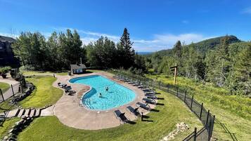 Indoor pool, outdoor pool